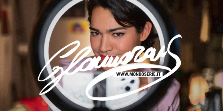 Cover di Glamorous per Mondoserie